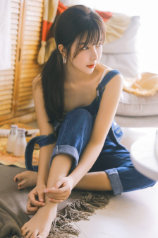 ass新年版的裸体pics